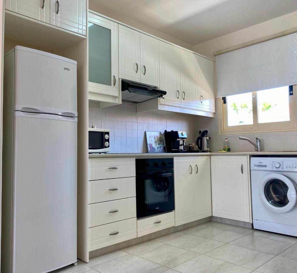 Royal Seacrest А203 Sea View Apartment Paphos Exterior foto