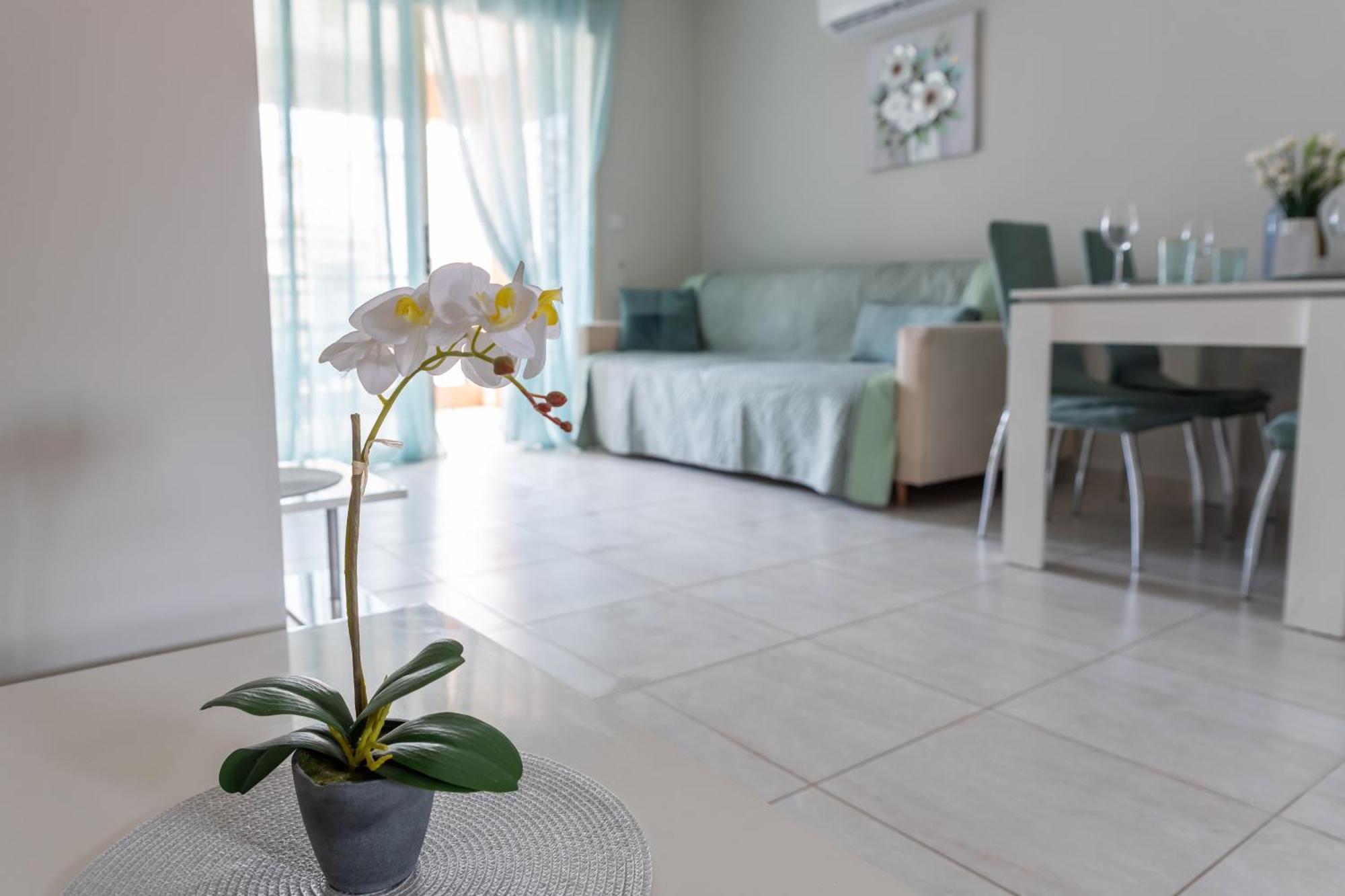 Royal Seacrest А203 Sea View Apartment Paphos Exterior foto
